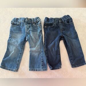 The Children's Place Light and Dark Blue Jeans Set